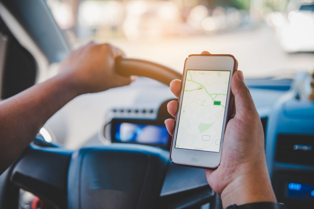 Tìm hiểu định vị gps trên các thiết bị hộp đen ô tô dinh-vi-gps