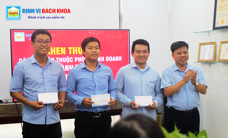 Khen thưởng phòng kinh doanh phong-kinh-doanh