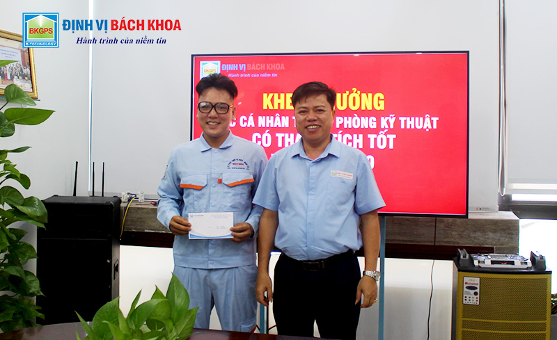 Khen thưởng chiến binh phòng kỹ thuật phong-ky-thuat.
