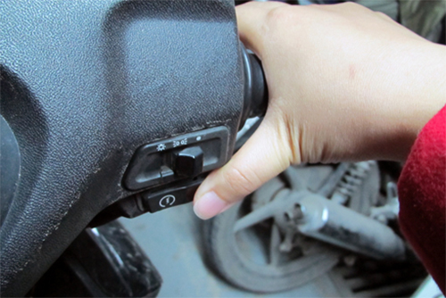 Xe không khởi động được xe-khong-no-may.jpg
