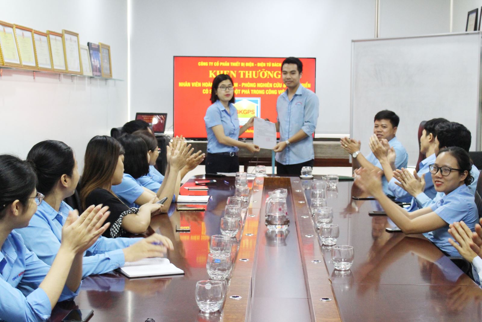 Dinh-vi-bach-khoa-2